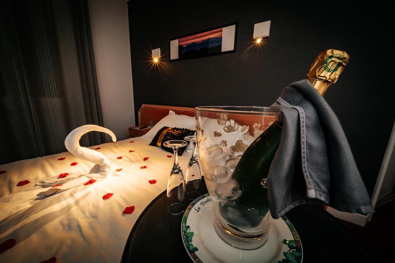 Hotel Le Tivoli Vic-en-Bigorre Εξωτερικό φωτογραφία